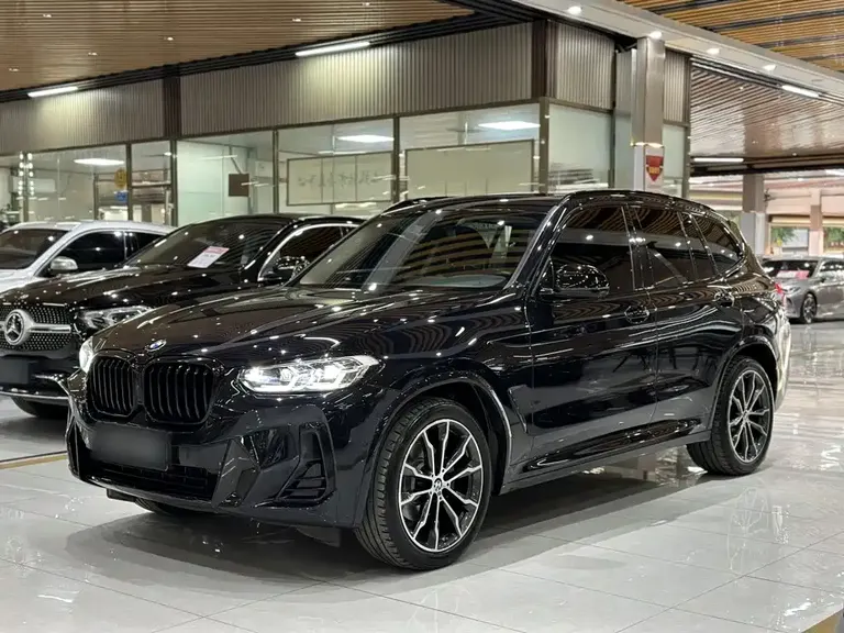 BMW X3 Facelift xDrive30 i Leading M Night Package