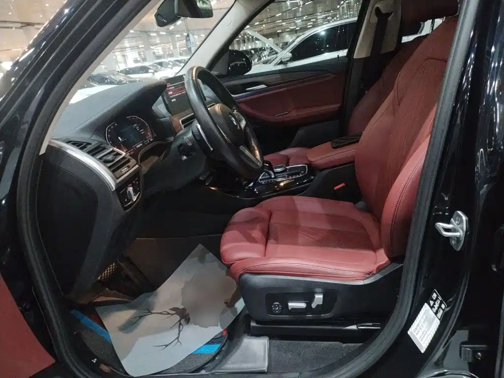 BMW X3 Facelift xDrive30 i Leading M Night Package