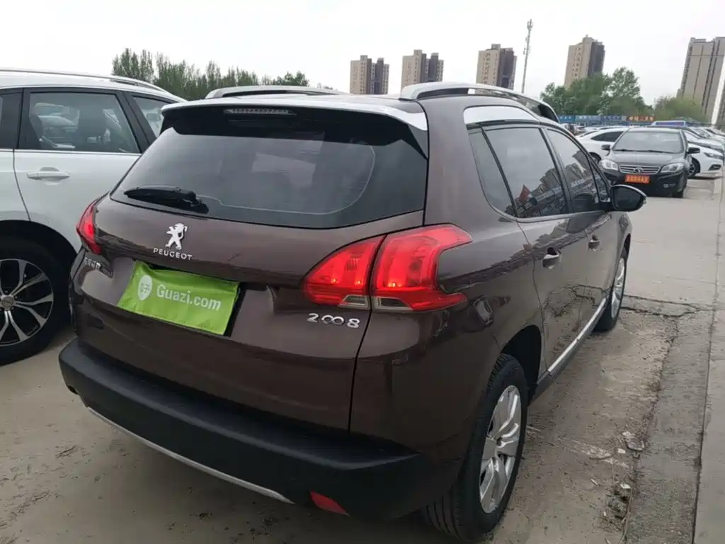 Peugeot 2008 2014 1.6 L Auto Fashion