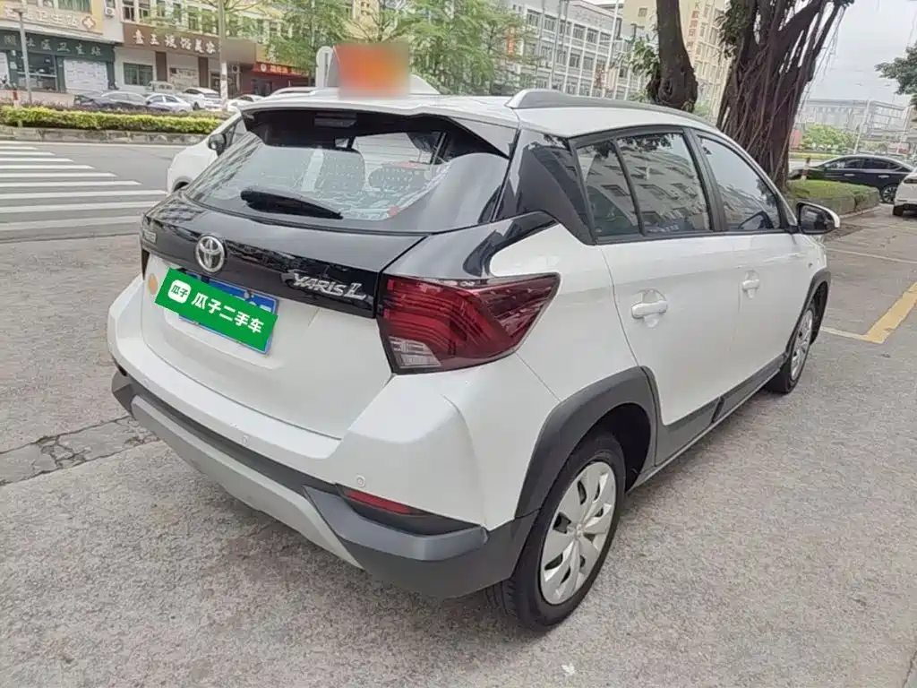 YARiS L Zhixuan Zhixuan X 1.5 L CVT Leading