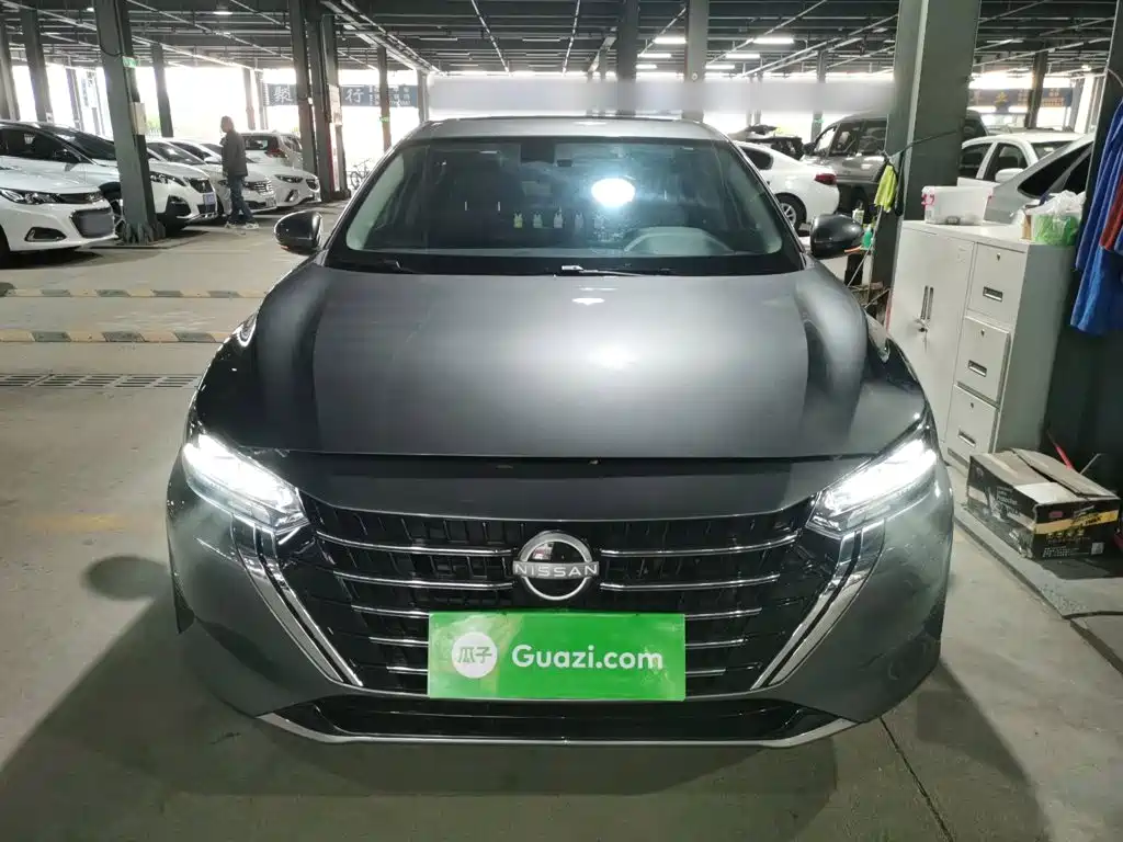 Sylphy 1.6 L CVT Joy