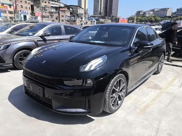 Lynk & Co 03 2.0 TD Auto Power Pro