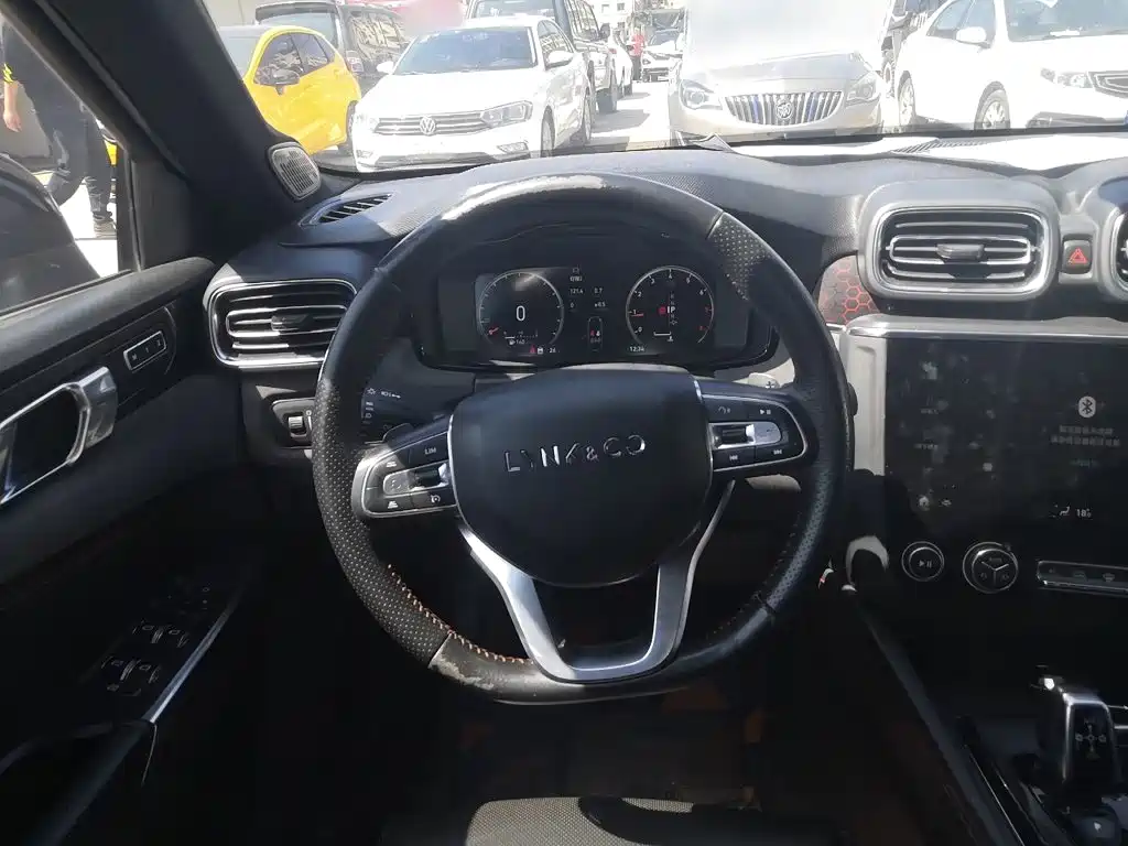 Lynk & Co 03 2.0 TD Auto Power Pro