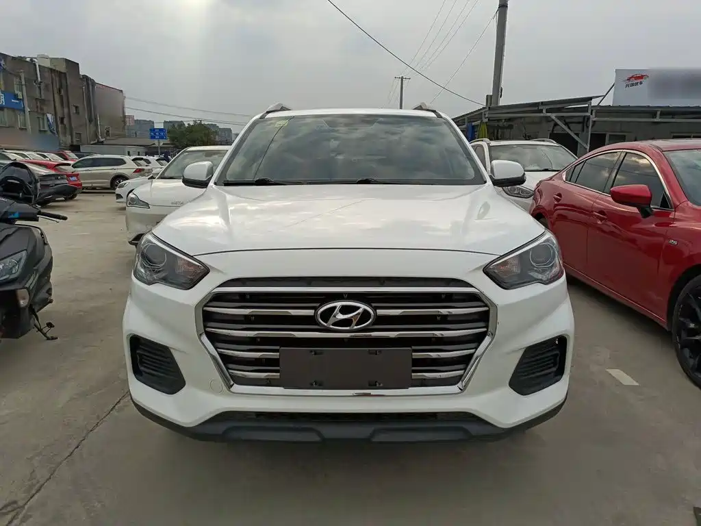 Hyundai ix35 2.0 L Auto 2 WD Brave · Smooth Enjoyment CN-VI