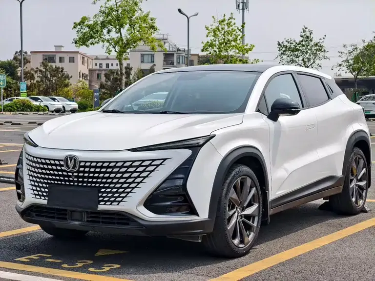 Changan UNI-T 1.5 T Distinguished