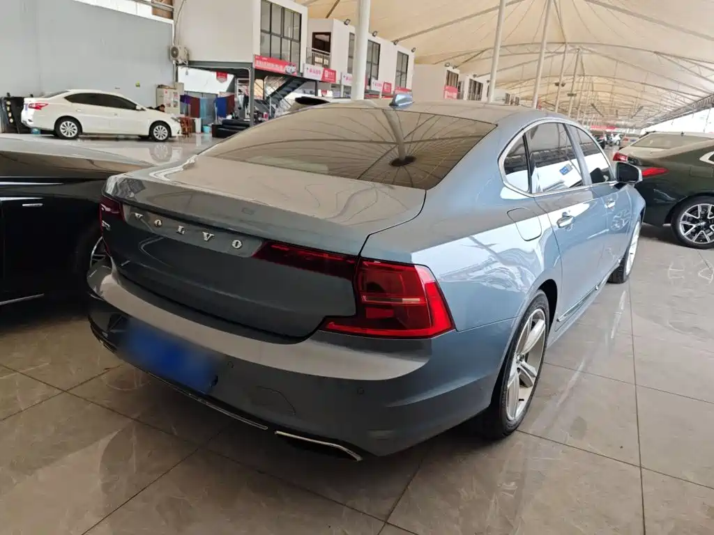 Volvo S90 T4 Smart Ease