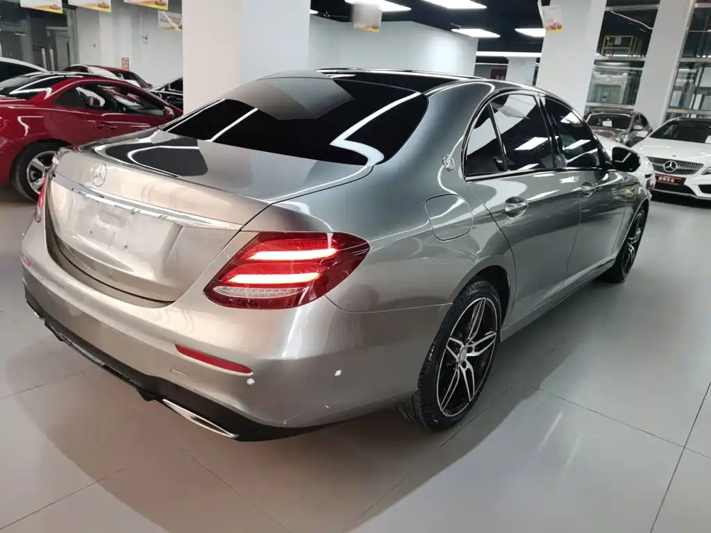 Mercedes-Benz E-Class E 300 Sport
