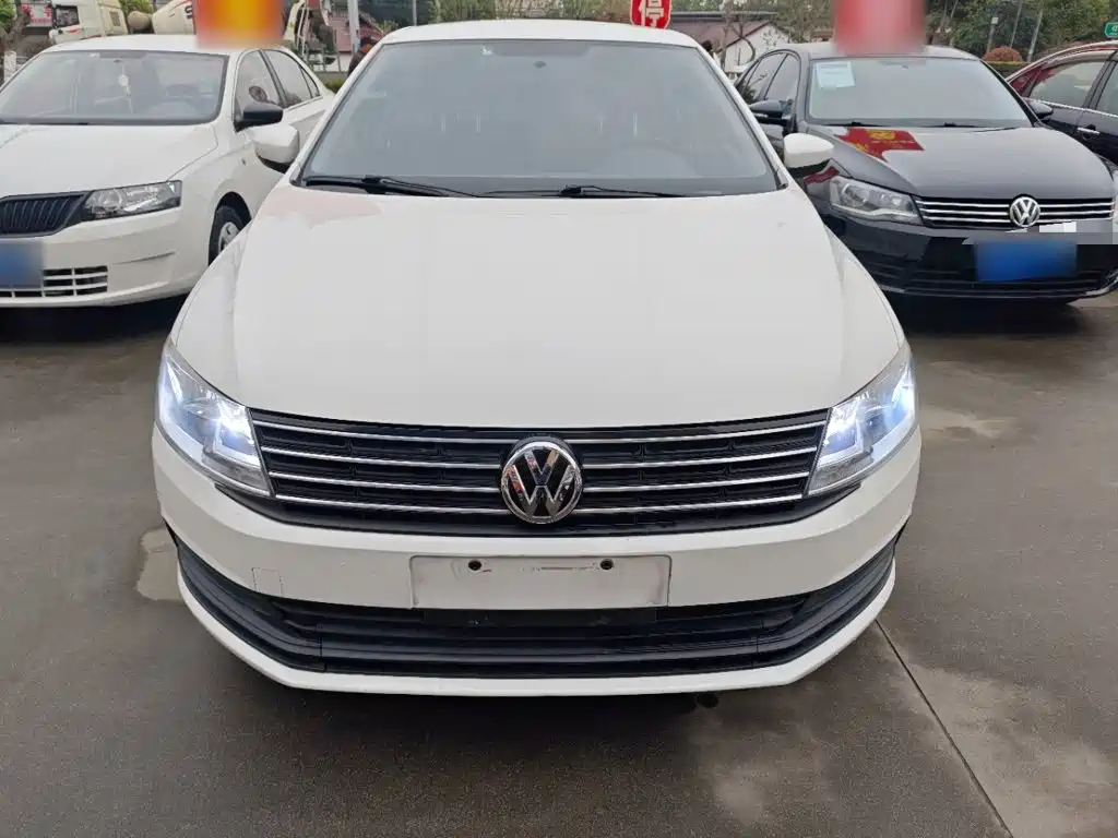 Lavida 1.6 L Auto Style