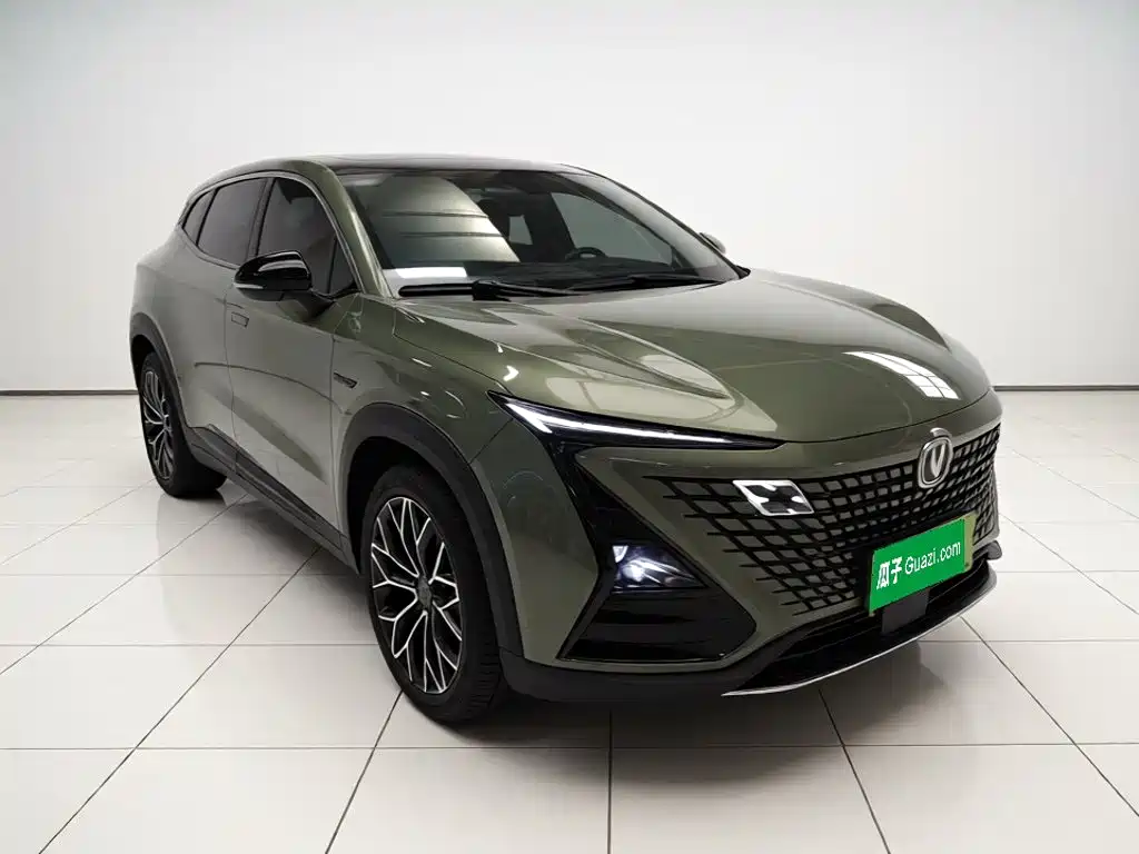 Changan UNI-T 1.5 T Distinguished