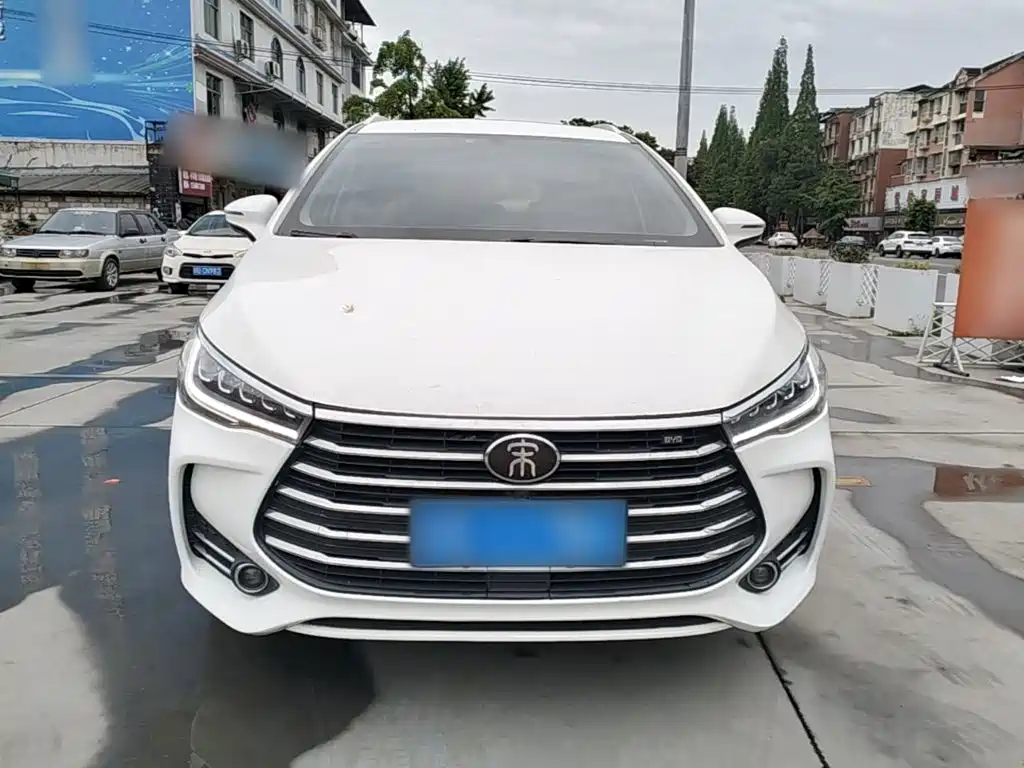 Song MAX 1.5 T Auto Connected Wise Comfort Sunroof 7-seat CN-VI