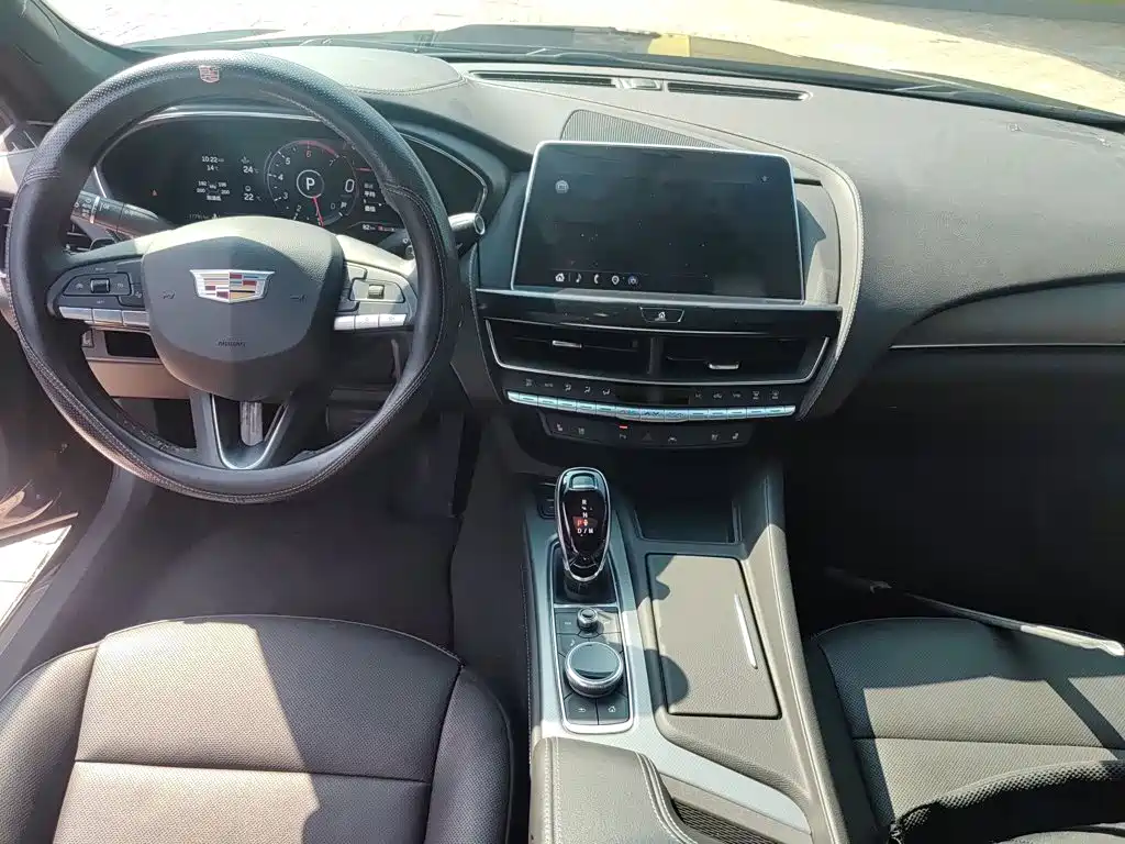 Cadillac CT5 28 T Style