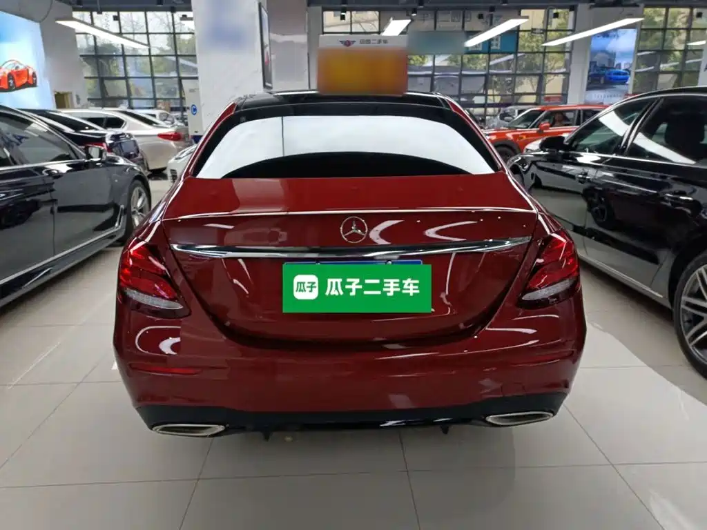 Mercedes-Benz E-Class (Import) E 260 Sport