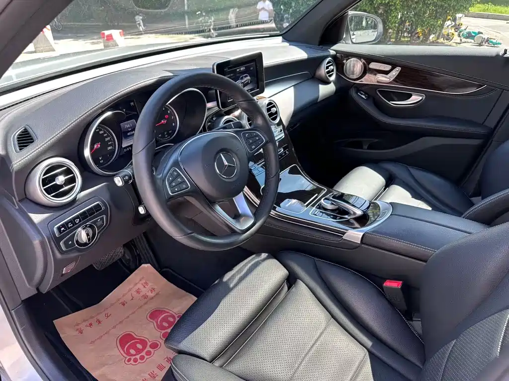 Mercedes-Benz GLC GLC 260 4 MATIC Luxury