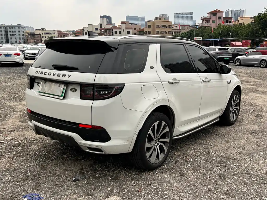 Discovery Sport NEV P300 e Performance Tech