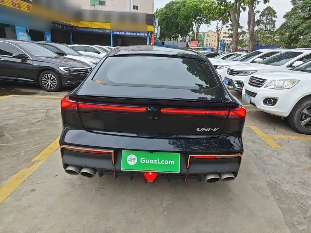 Changan UNI-V 1.5 T Sport