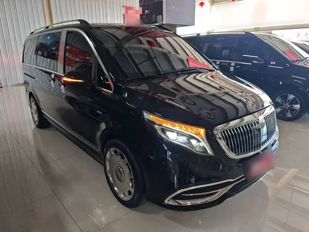 Mercedes-Benz V-Class V 260 Distinguished