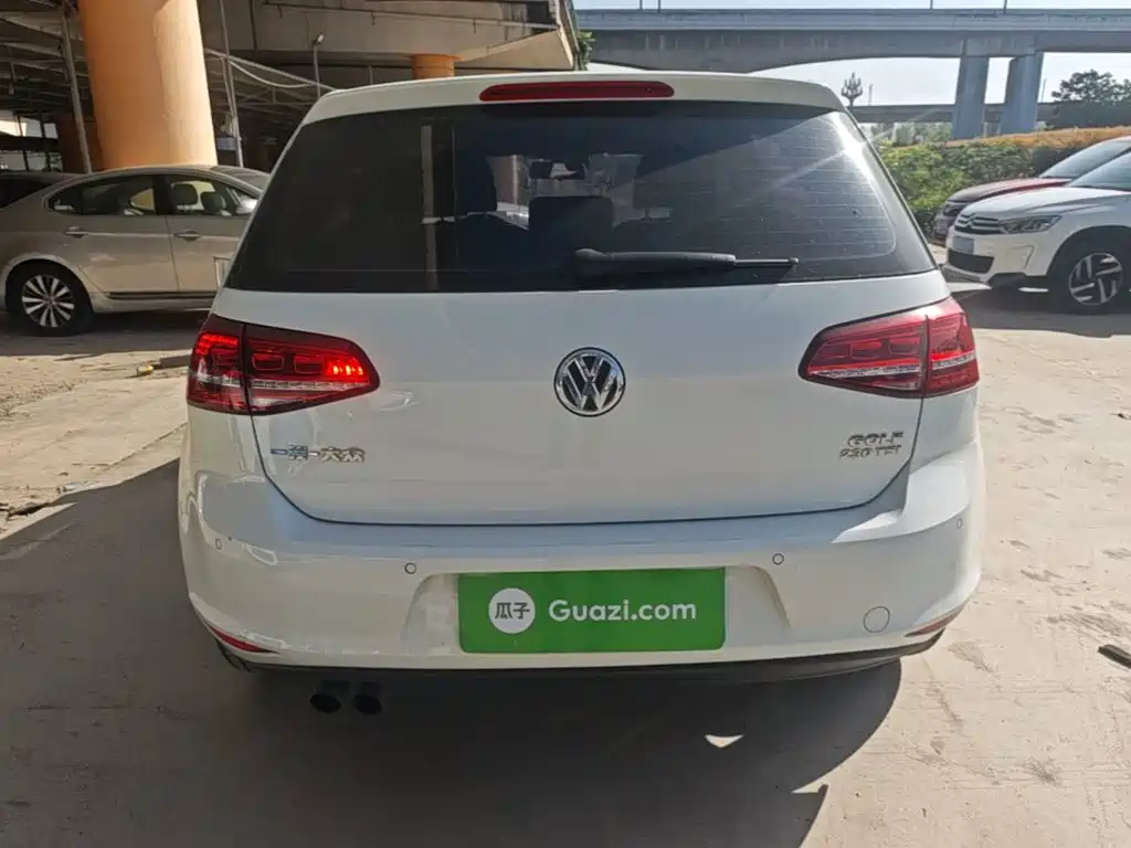 Golf 230 TSI Auto Comfort Million Commemorative