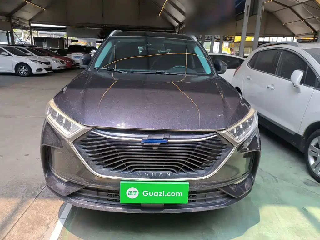 Changan Oshan X7 1.5 T Auto Luxury