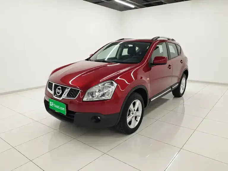 Nissan Qashqai 2.0 XL Cool Fire CVT 2 WD