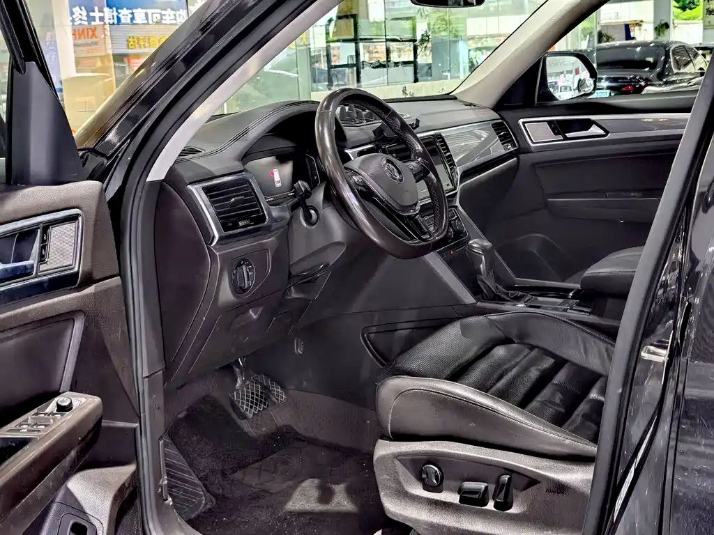 Teramont 330 TSI 2 WD Luxury CN-VI