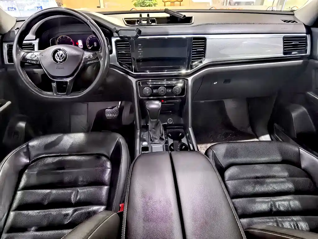 Teramont 330 TSI 2 WD Luxury CN-VI