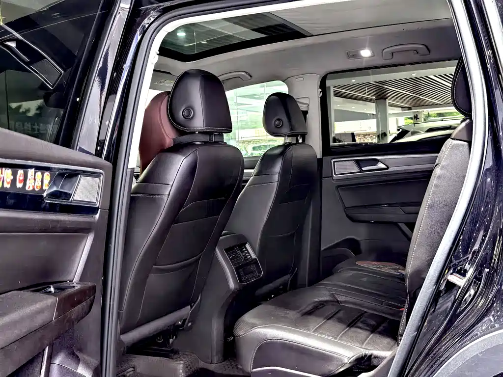 Teramont 330 TSI 2 WD Luxury CN-VI