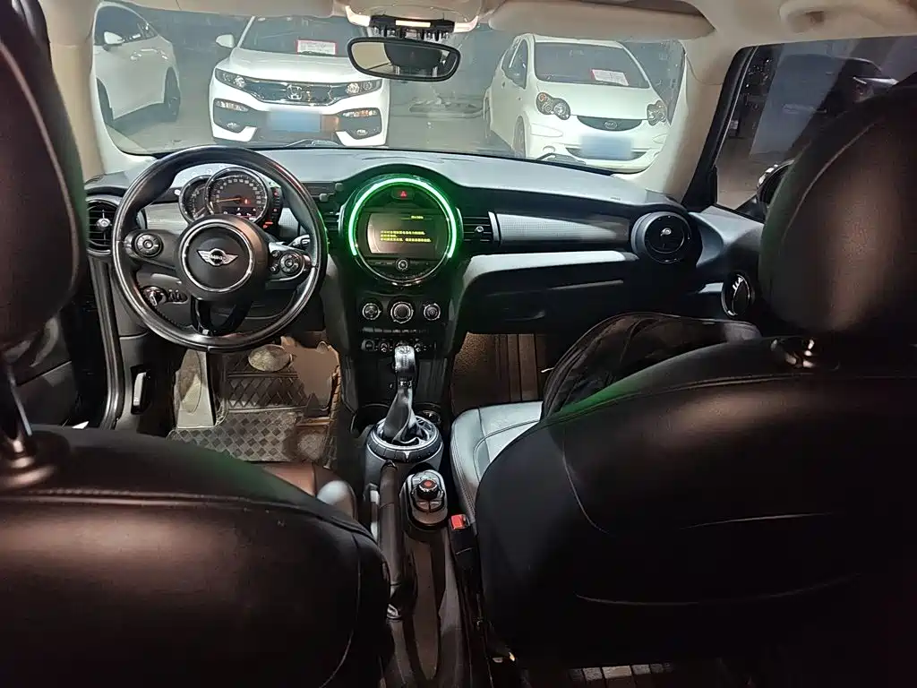 MINI 1.5 T COOPER Fun