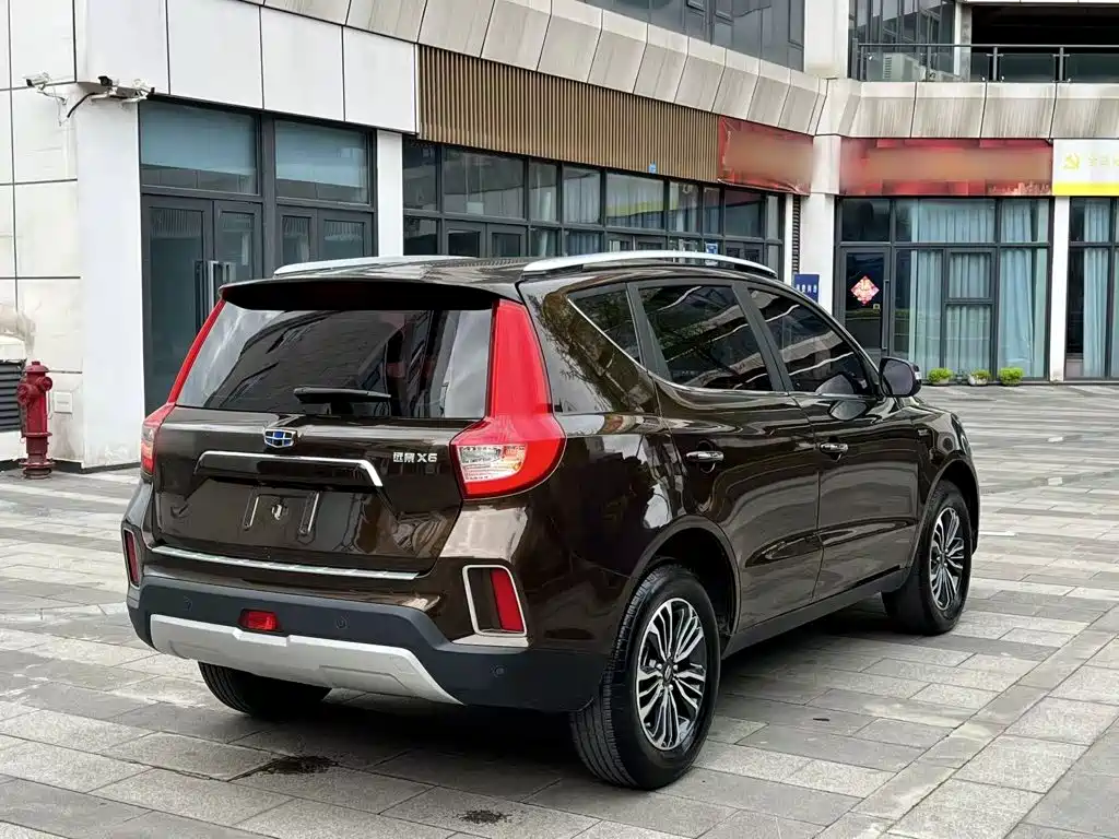 Vision X6 1.3 T CVT Luxury