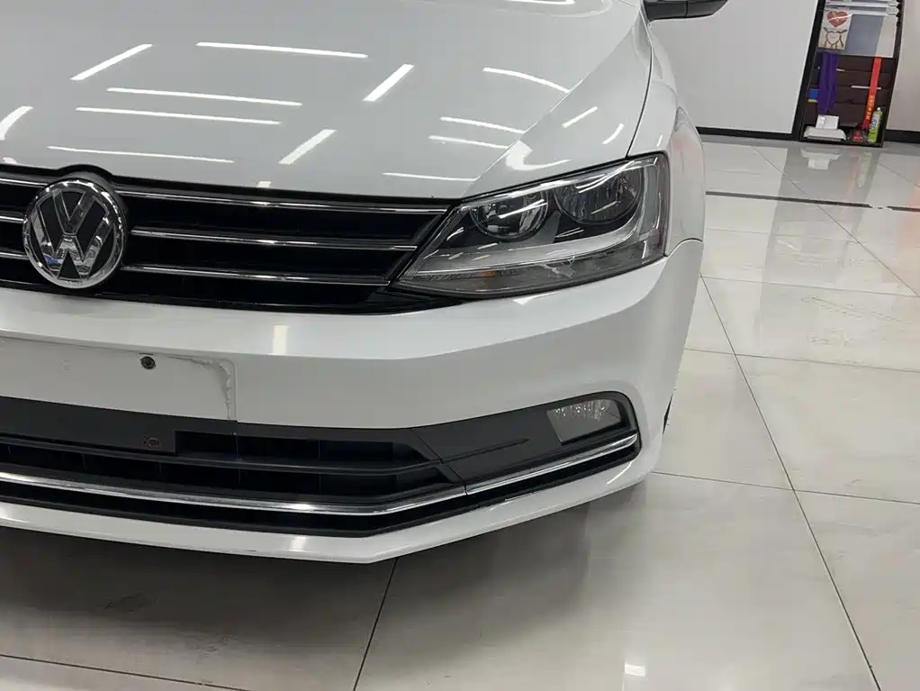 Sagitar 1.6 L Auto Comfort