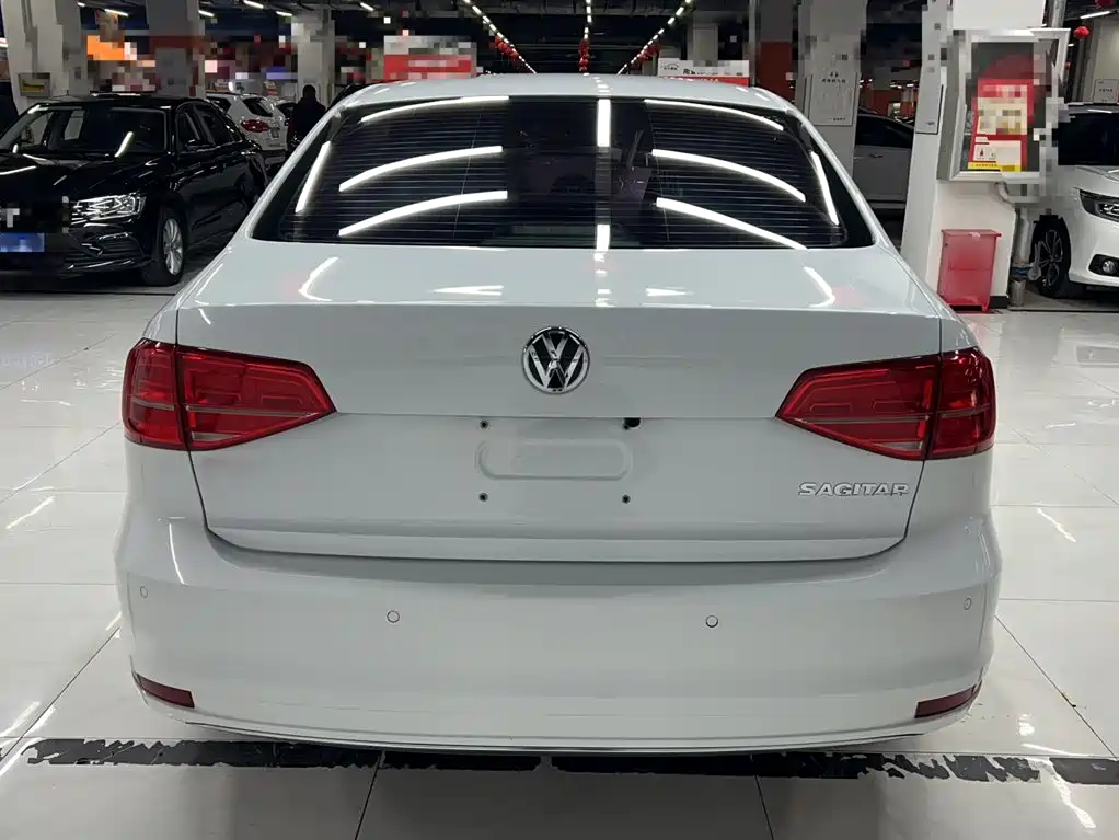 Sagitar 1.6 L Auto Comfort