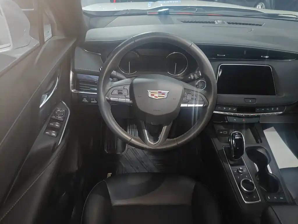 Cadillac XT4 28 T 2 WD Style