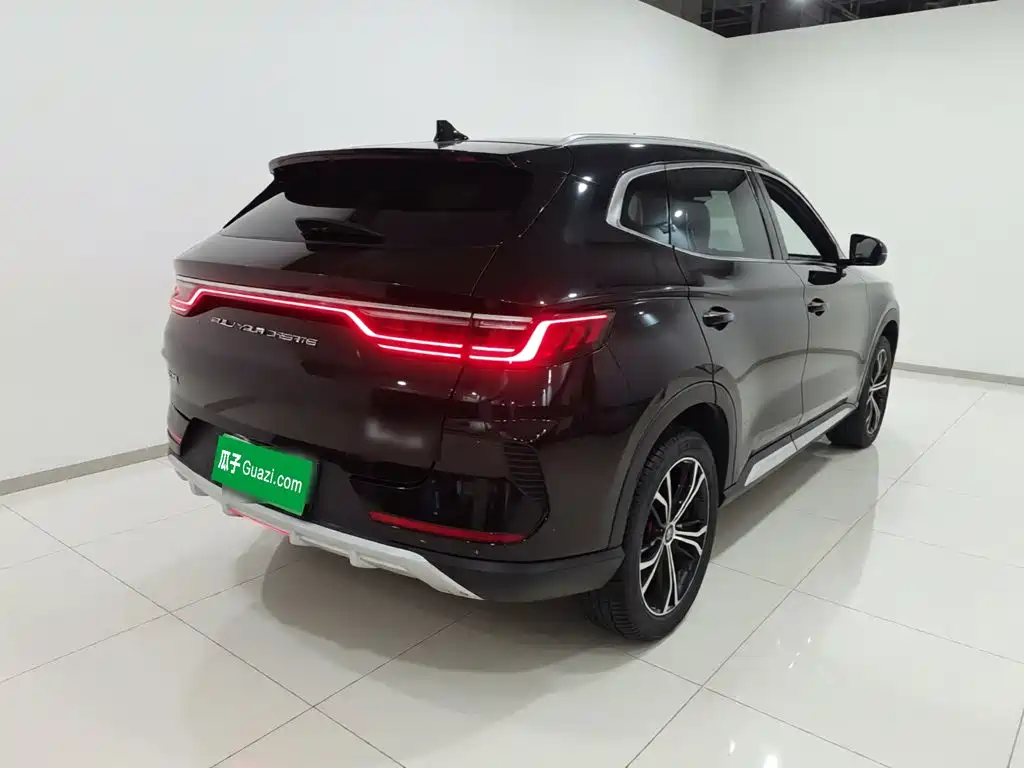 Song PLUS 1.5 T Auto Distinguished