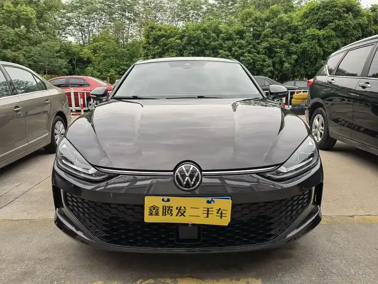 Volkswagen Lamando Lamando L 280 TSI DSG Dazzle Hot