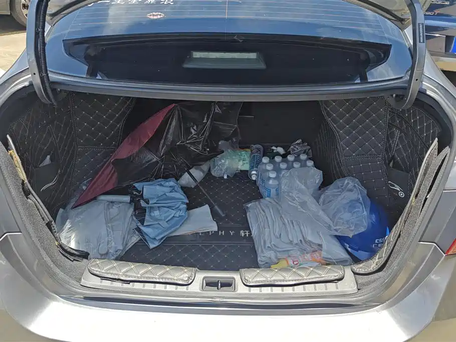 Sylphy Classic 1.6 XL CVT Luxury