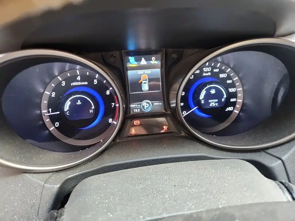Changan CS75 1.8 T Auto Elite CN-V
