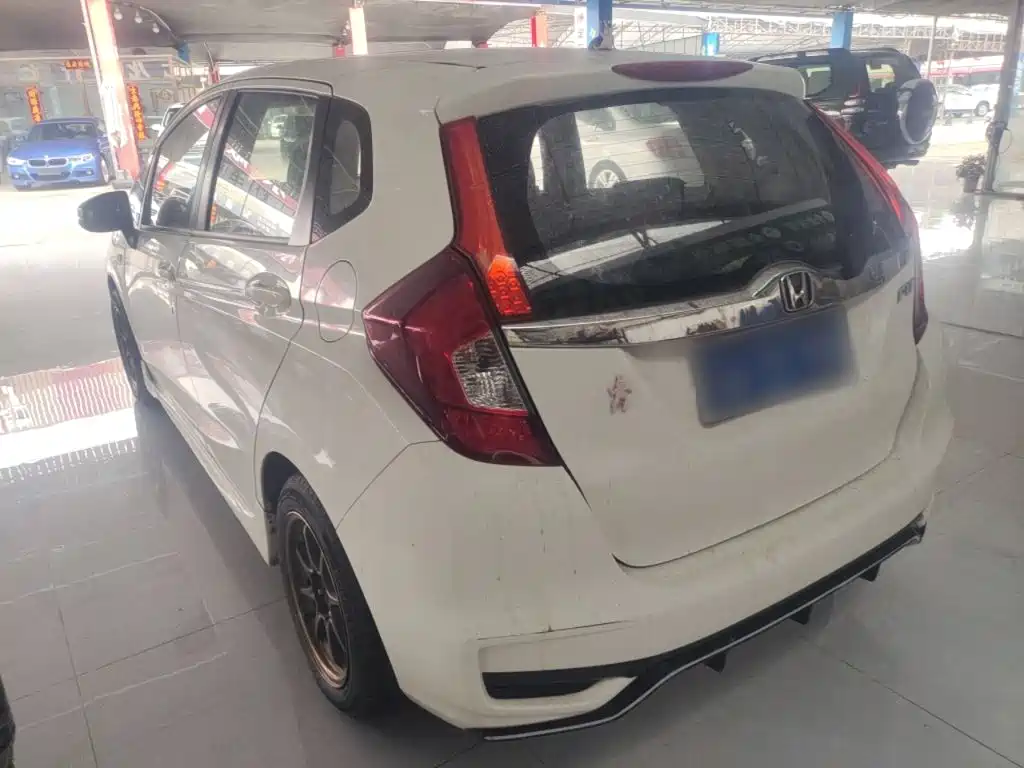 Fit 1.5 L CVT Comfort Sunroof