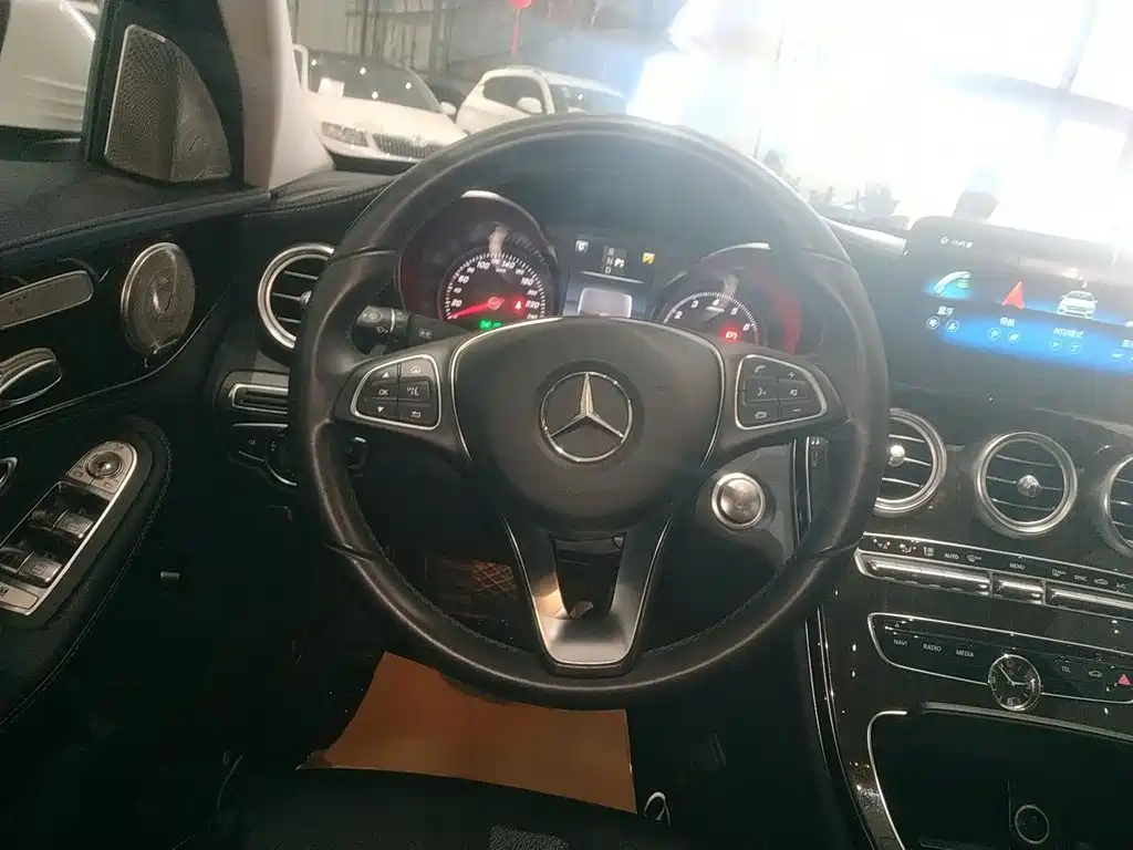 Mercedes-Benz C-Class C 200 L