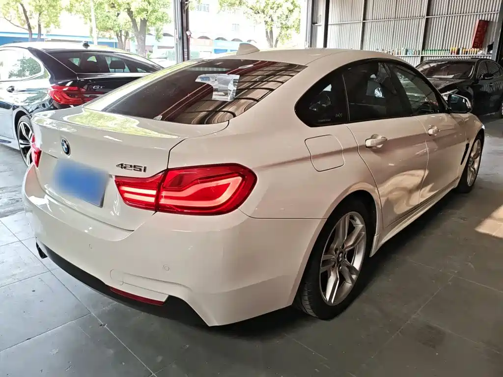 BMW 4 Series 425 i Gran Coupe Leading M Sport Package