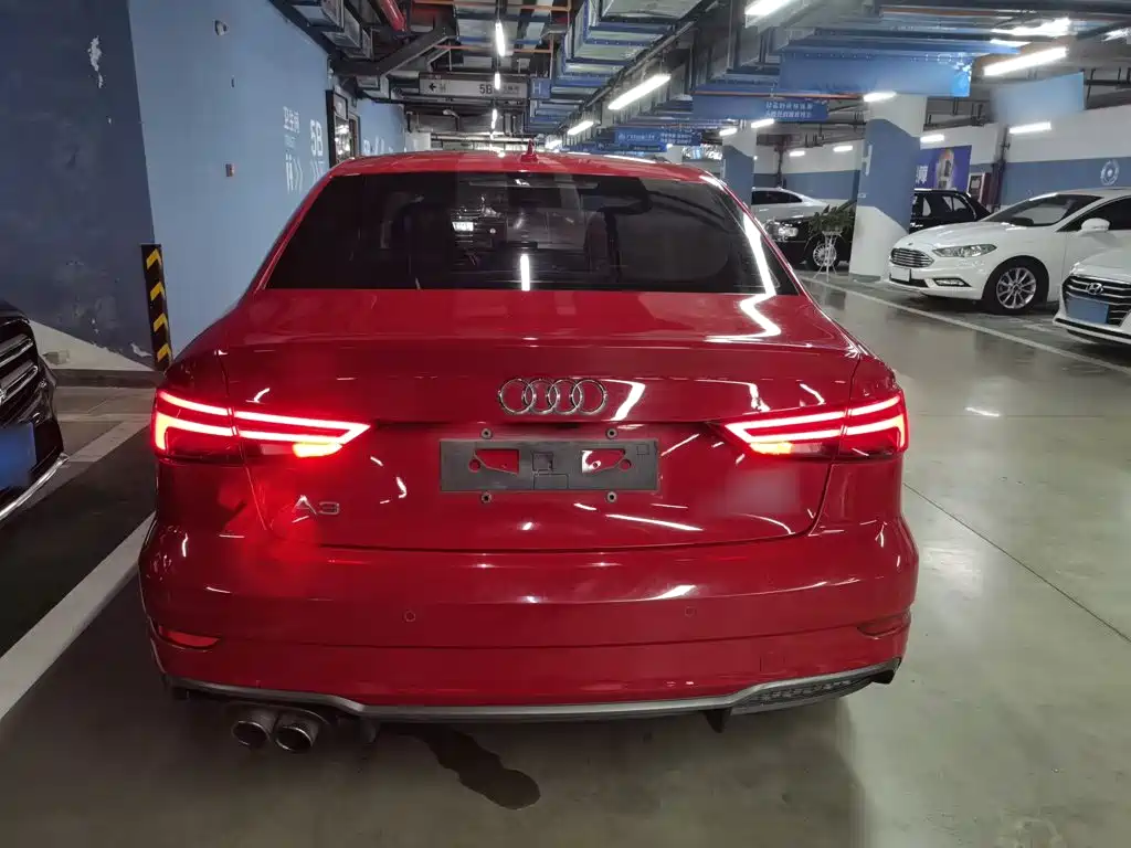 Audi A3 30 Anniversary Limousine 35 TFSI Fashion