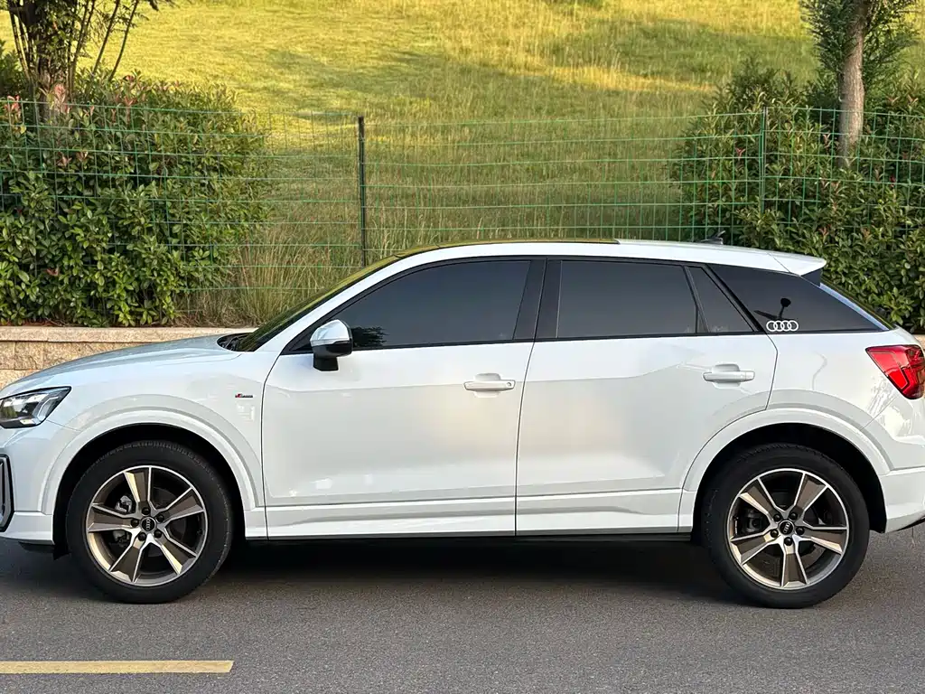 Audi Q2 L 35 TFSI Fashion Dynamic