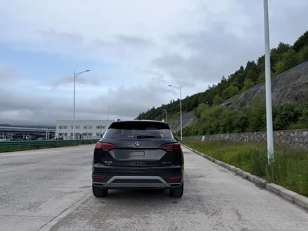 Tayron 280 TSI 2 WD Luxury Connected