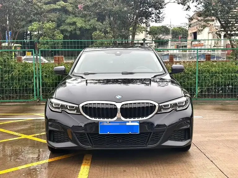 BMW 3 Series 325 i M Sport Package