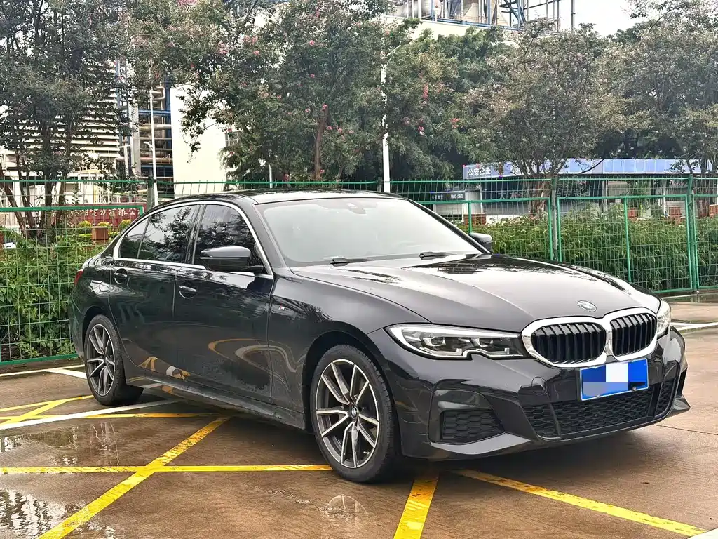 BMW 3 Series 325 i M Sport Package