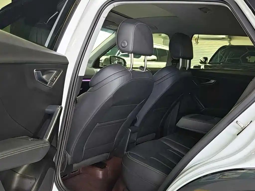 Audi Q2 L 35 TFSI Progressive Elegant