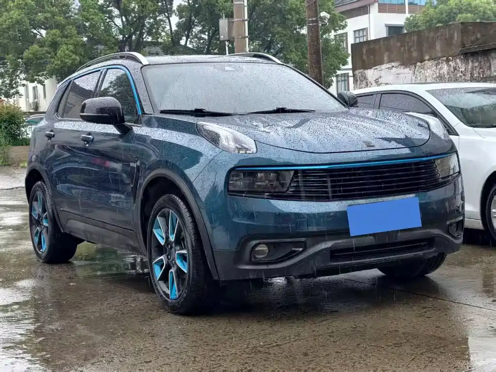 Lynk & Co 01 2.0 T 2 WD Pro
