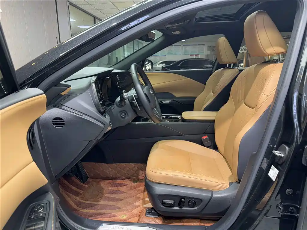 Lexus RX 350 h 2 WD Joy