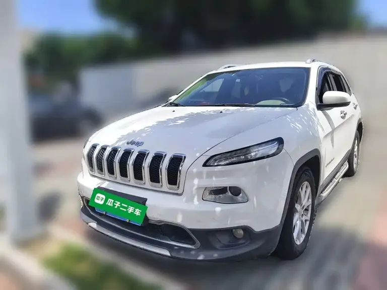 Jeep Cherokee 自由光 2017款 2.0 L 领先版