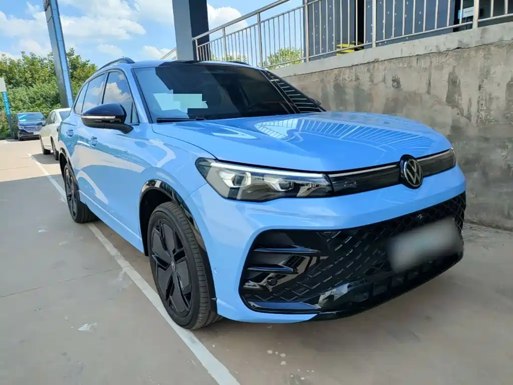 Tiguan L PRO 380 TSI 4 WD R-Line Smart Supreme