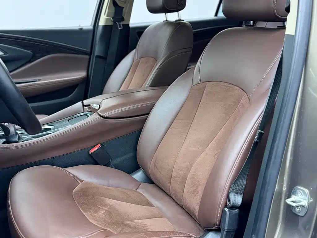 Envision Plus 20 T 2 WD Elite