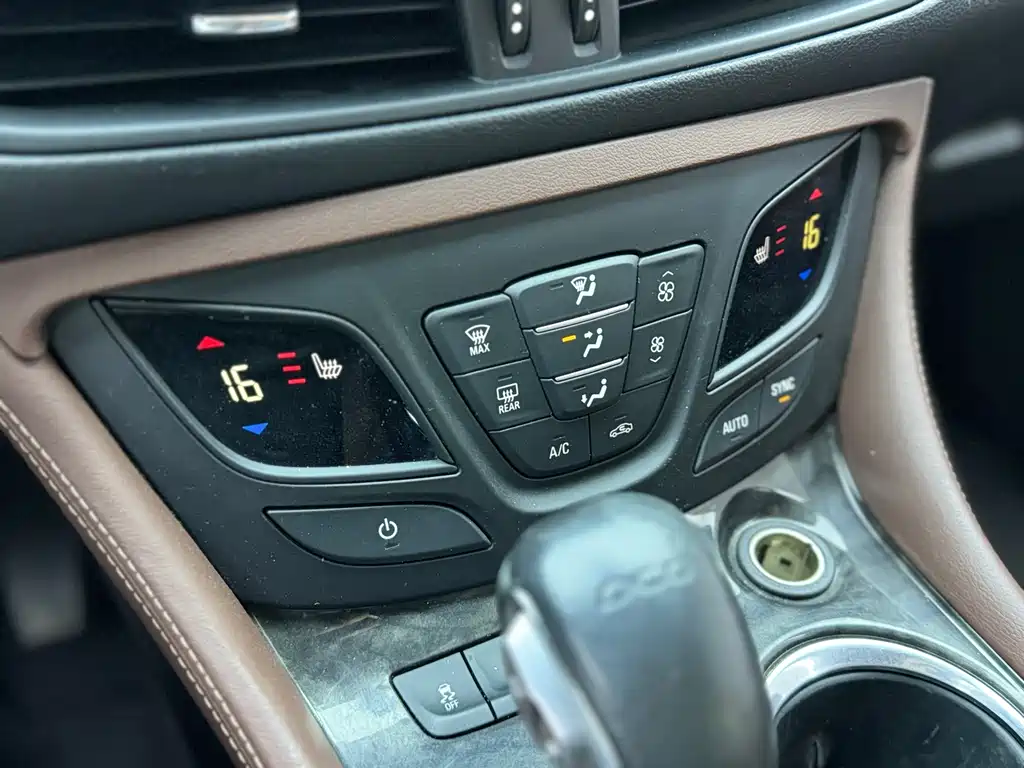 Envision Plus 20 T 2 WD Elite